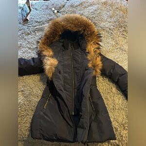 Size extra small Mackage. It has barely been worn still in great condition.